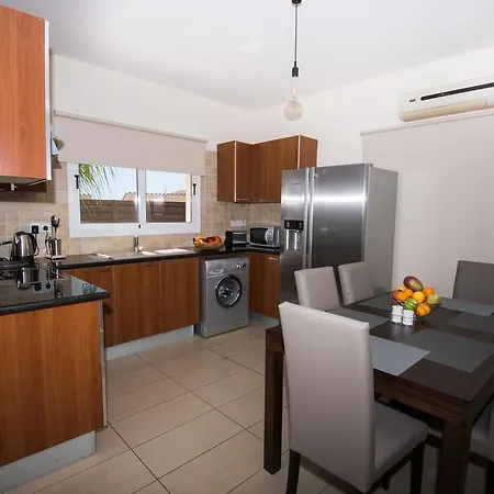 Nissi Crystal Agia Napa