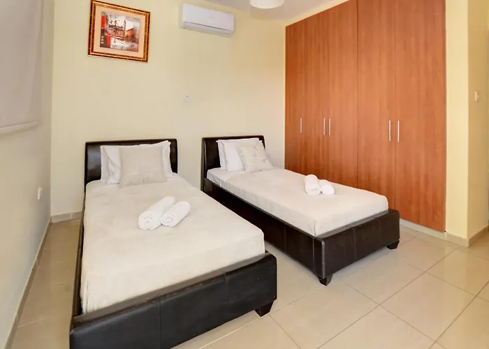 Villa Nissi Crystal *