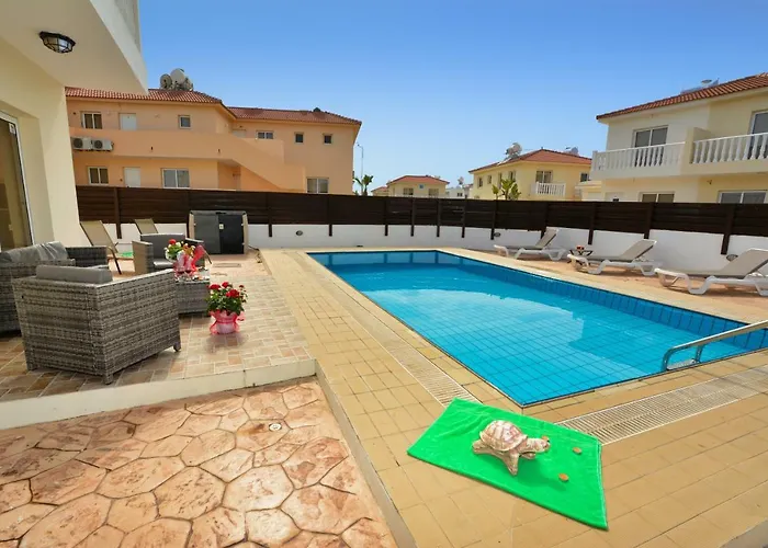 Nissi Crystal * Agia Napa