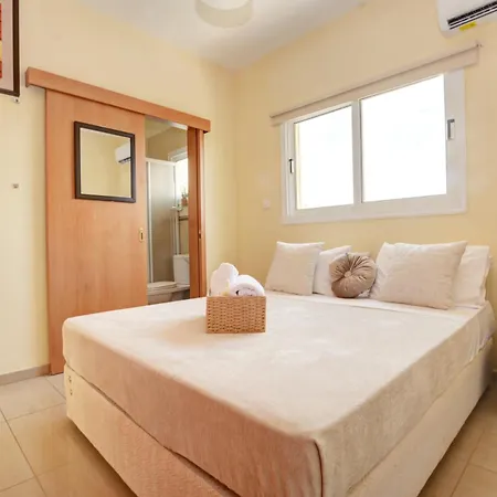 Nissi Crystal Villa *