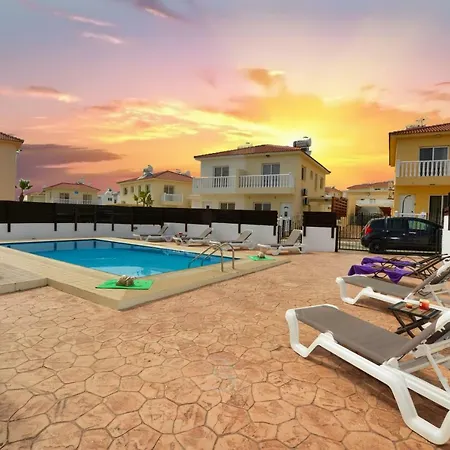 Nissi Crystal Villa Ayia Napa