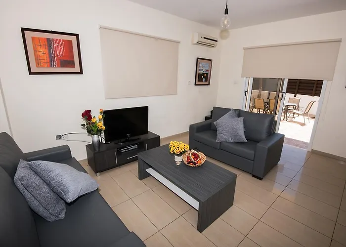 Nissi Crystal * Ayia Napa